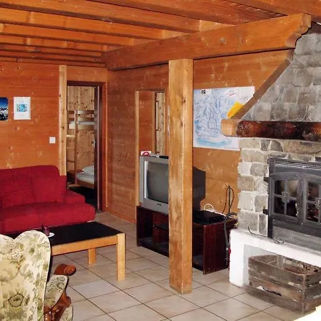 Ferienhaus Sleeps 32 Champéry