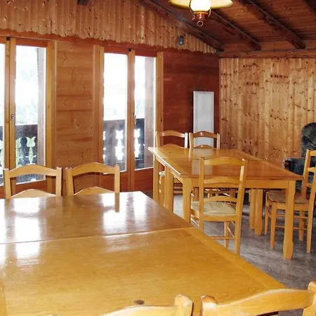 Sleeps 32 Ferienhaus Champéry
