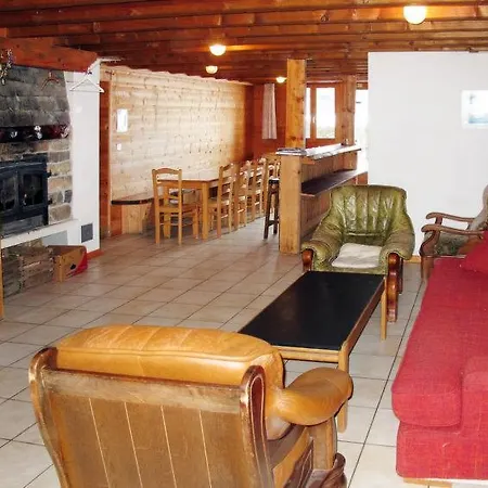 Sleeps 32 Сasa de vacaciones